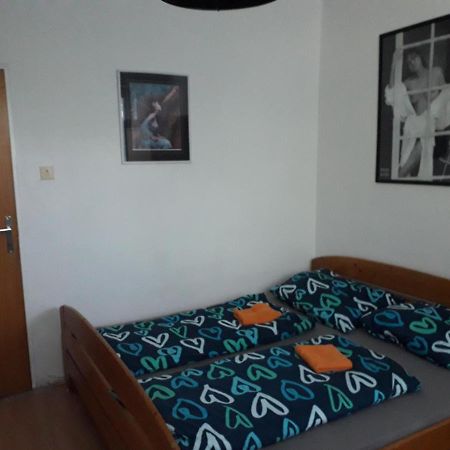 Apartman Na Jizni Оломоуц Экстерьер фото